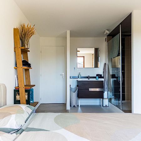 Appartement De Standing - Parking Prive Gex Exterior photo